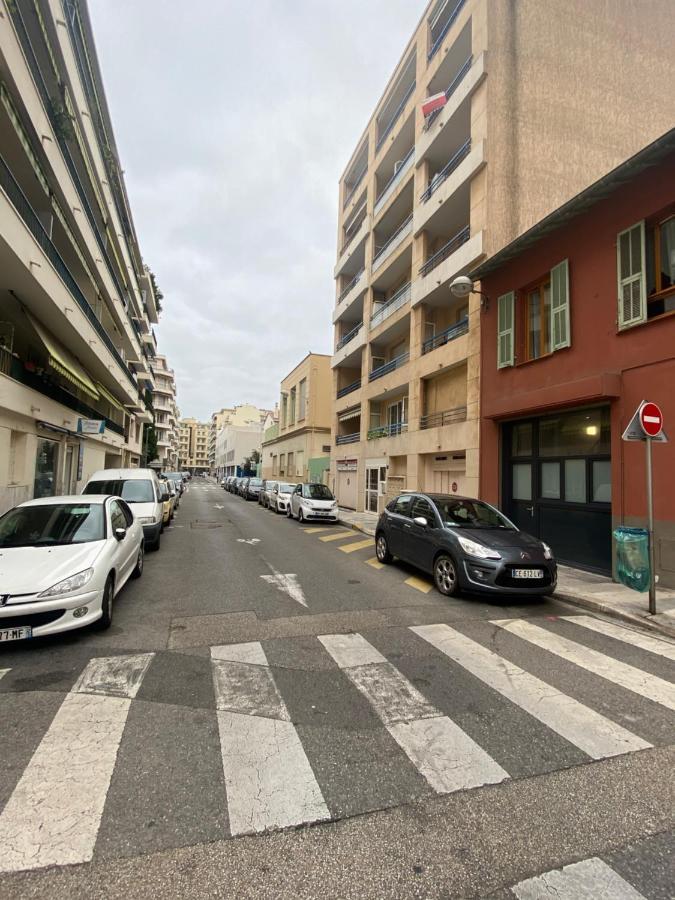 T1 Recent, 200m Plage, Clim, Internet Apartment Nizza